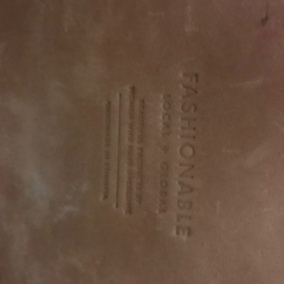 Able Local + Global Leather Shoulder Tote - Picture 3 of 3